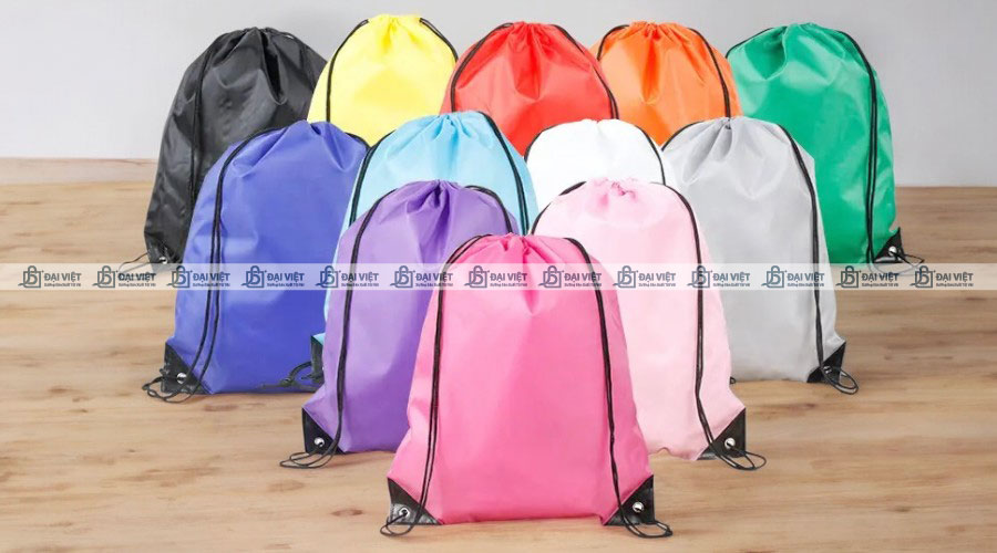 Balo dây rút được sản xuất từ chất liệu vải dù Balo dây rút được sản xuất từ chất liệu vải dù