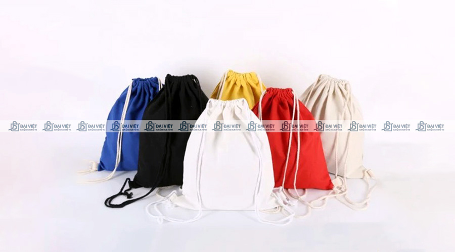 Các màu sắc balo rút vải bố được sản xuất tại xưởng Đại Việt Các màu sắc balo rút vải bố được sản xuất tại xưởng Đại Việt