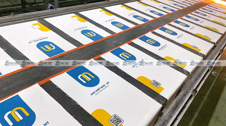 Khâu in ấn túi vải canvas bền đẹp, màu sắc in sắc nét Khâu in ấn túi vải canvas bền đẹp, màu sắc in sắc nét