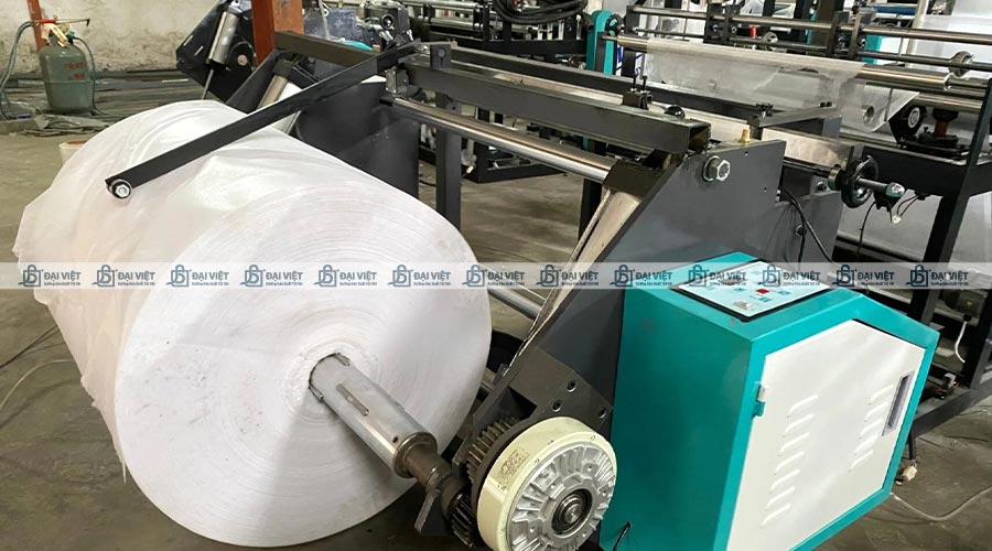 Máy móc công nghệ sản xuất túi vải hiện đại tại Đại Việt Máy móc công nghệ sản xuất túi vải hiện đại tại Đại Việt