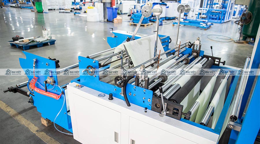 Quy trình sản xuất túi vải áp dụng máy móc công nghệ hiện đại Quy trình sản xuất túi vải áp dụng máy móc công nghệ hiện đại
