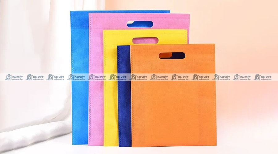 Túi vải không dệt đục lỗ xoài được sản xuất tại Đại Việt Túi vải không dệt đục lỗ xoài được sản xuất tại Đại Việt
