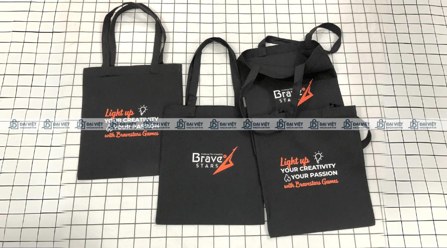 Vải canvas được in bằng phương pháp in lụa đẹp mắt Vải canvas được in bằng phương pháp in lụa đẹp mắt