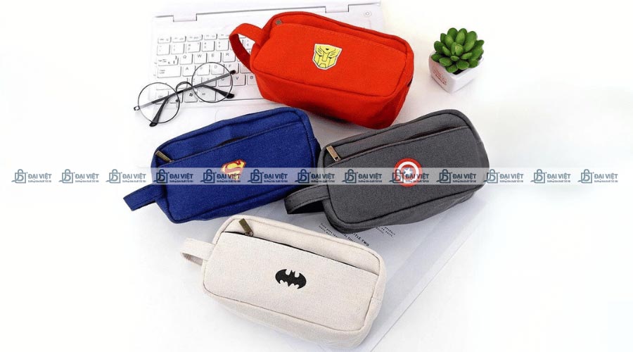 Ví vải canvas nam sử dụng kỹ thuật in lụa Ví vải canvas nam sử dụng kỹ thuật in lụa