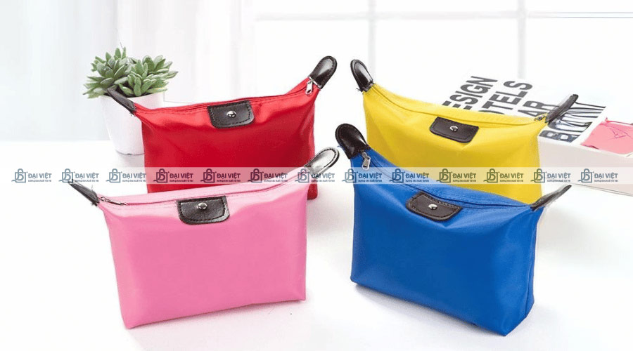 Ví vải dù với đa dạng màu sắc bắt mắt hiện nay Ví vải dù với đa dạng màu sắc bắt mắt hiện nay