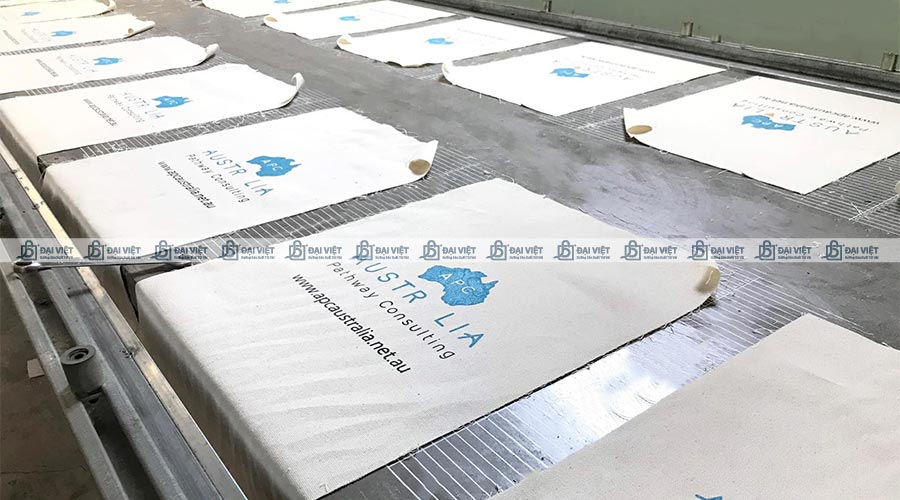 Xưởng in lụa chuyên nghiệp tại Đại Việt Xưởng in lụa chuyên nghiệp tại Đại Việt